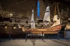 Vasamuseet, interiör. I förgrunden Vasamodellen i skala 1:10.