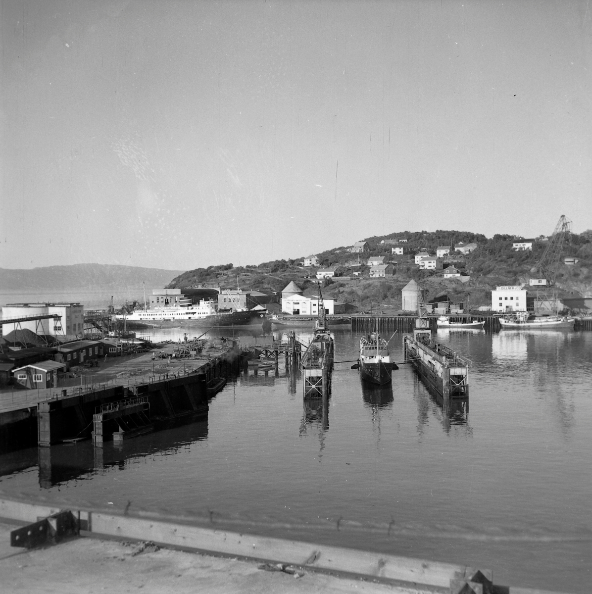Ladehammeren, Nyhavna og Lademoen