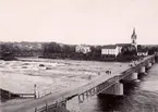 Avesta år 1900. Bron över forsen.