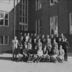 Klassfoto från Centralskolan, Karlsborg, 1965. Klass 9 A. Lärare: Fredriksson. Endast neg finns.