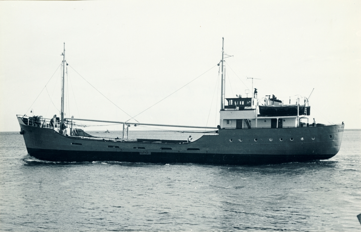 Ägare:/1960-84/: ett partrederi, Huvudredare: B.R. Abrahamsson. Hemort: Edshultshall.