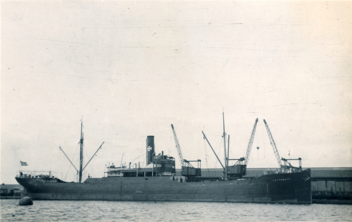 Ägare:/1932-41/: Rederi AB AEolus, /1941-53/: Rederi AB Orvar. Båda med hemort: Helsingborg.