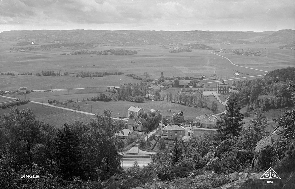 Motiv från Bohuslän ur bildsamlingen efter fotograf Carl Alfred Träff.