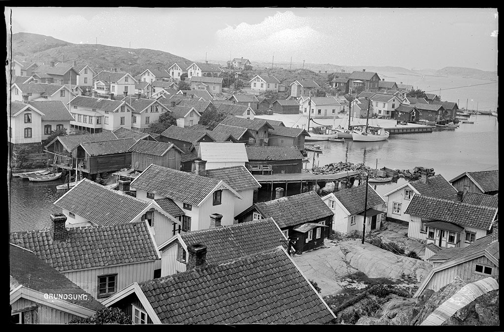 Motiv från Bohuslän ur bildsamlingen efter fotograf Carl Alfred Träff.