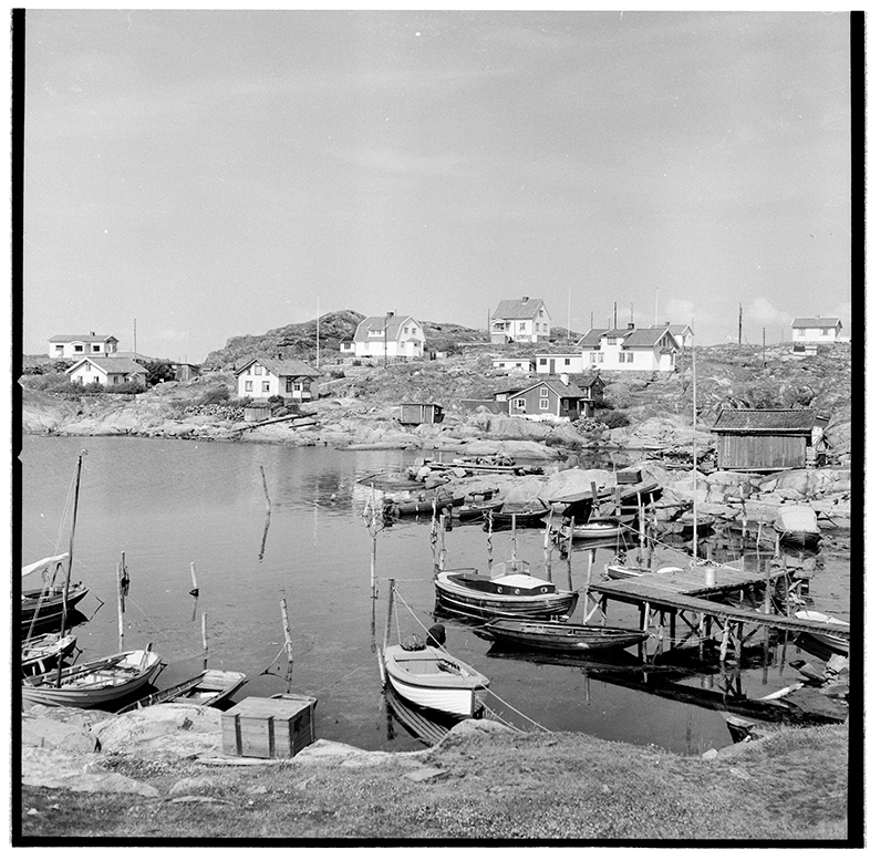 Motiv från Bohuslän ur bildsamlingen efter fotograf Carl Alfred Träff.