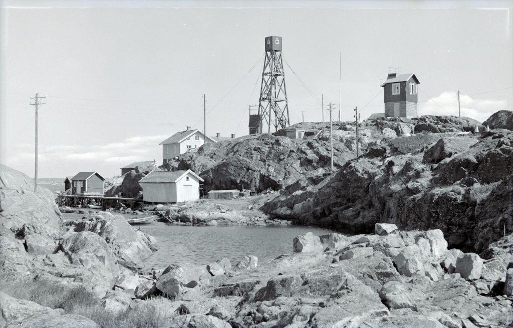 Motiv från Bohuslän ur bildsamlingen efter fotograf Carl Alfred Träff.