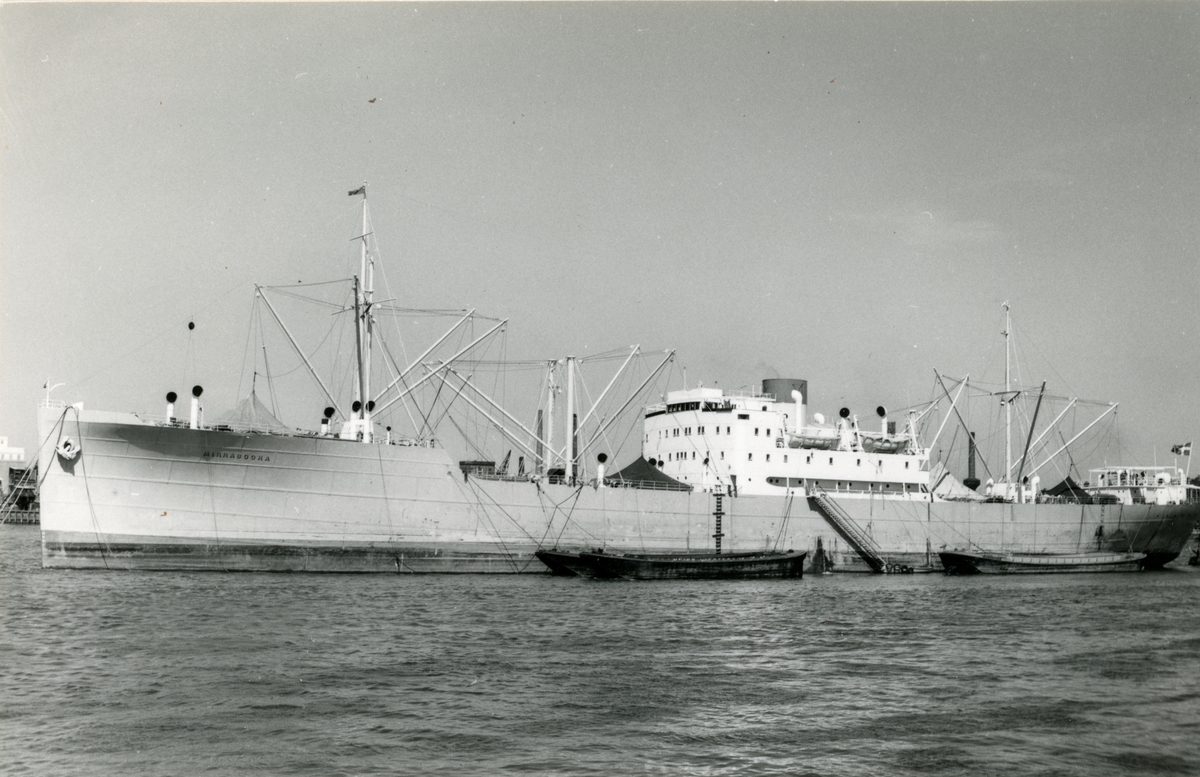 Ägare:/1928-52/: Rederi AB Transpacific. Hemort: Göteborg.