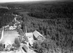 Flygfoto över Bor i Värnamo kommun. Nr. H. 1857