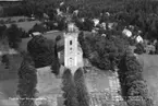 Flygfoto över Korsberga kyrka i Vetlanda kommun. Nr.K. 43.