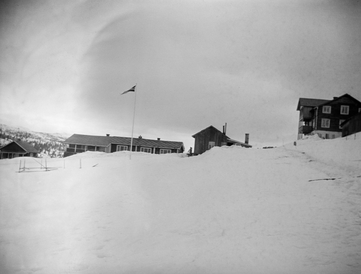 Fagerli Høyfjellseter også kalt Brandstad gard og pensjonat, Nord-Fron. Vinter.