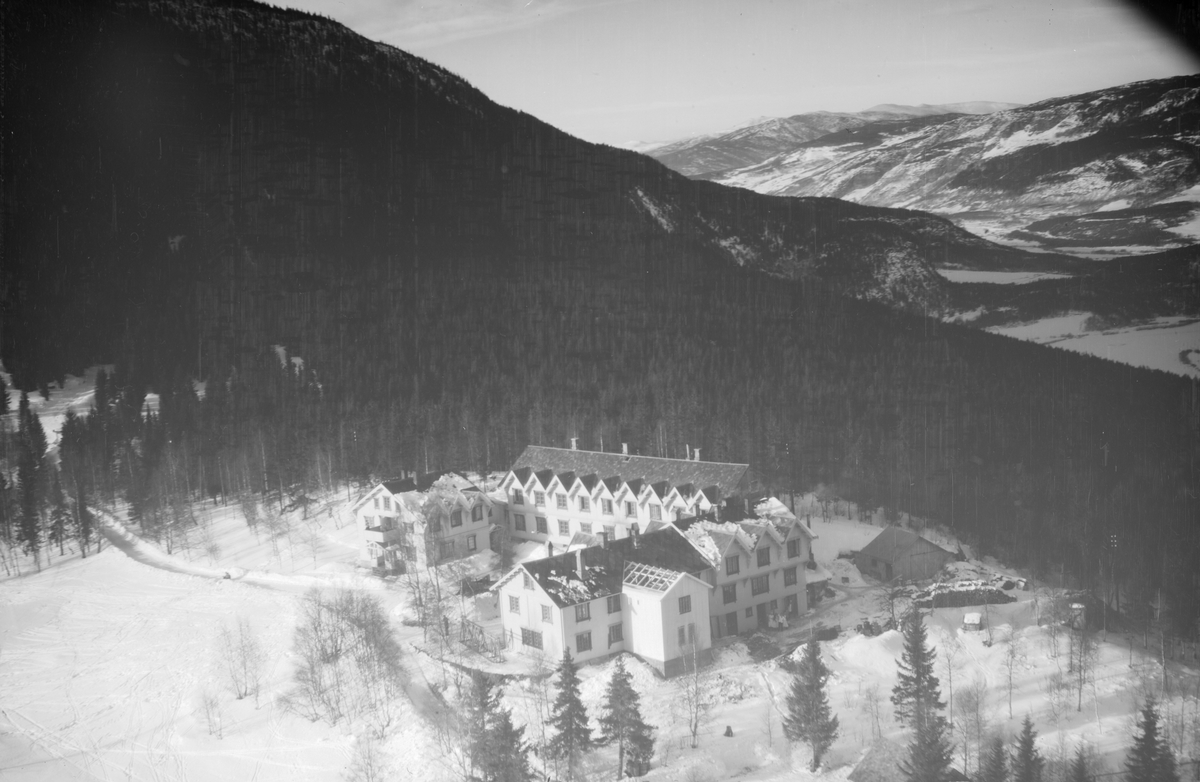 Tofte Hotell, Hundorp, også kalt Tofte Høilids Hotel og Tofte sanatorium