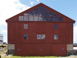 Miljö med byggnader på Lindholmen i Karlskrona.