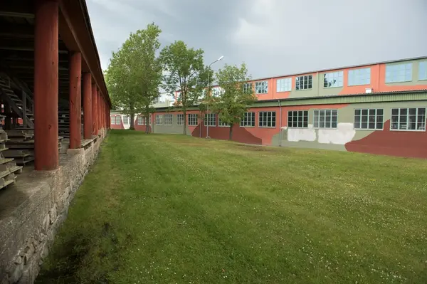 Miljö med byggnader på Lindholmen i Karlskrona.