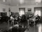Nora Tändrörsfabrik, 1948. Lunchrum för personalen.