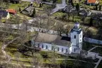 Flygfoto över Korsberga kyrka i Vetlanda kommun.