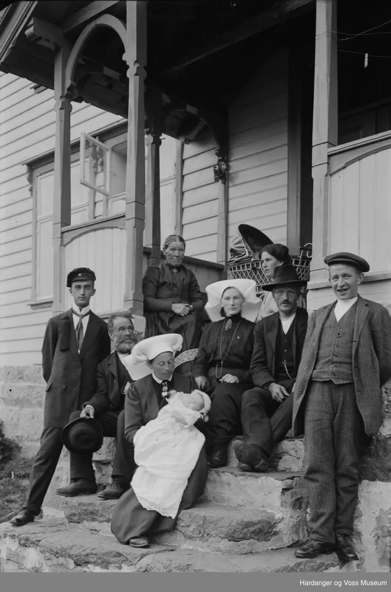 Barnedåp, Gurid N. Hallanger