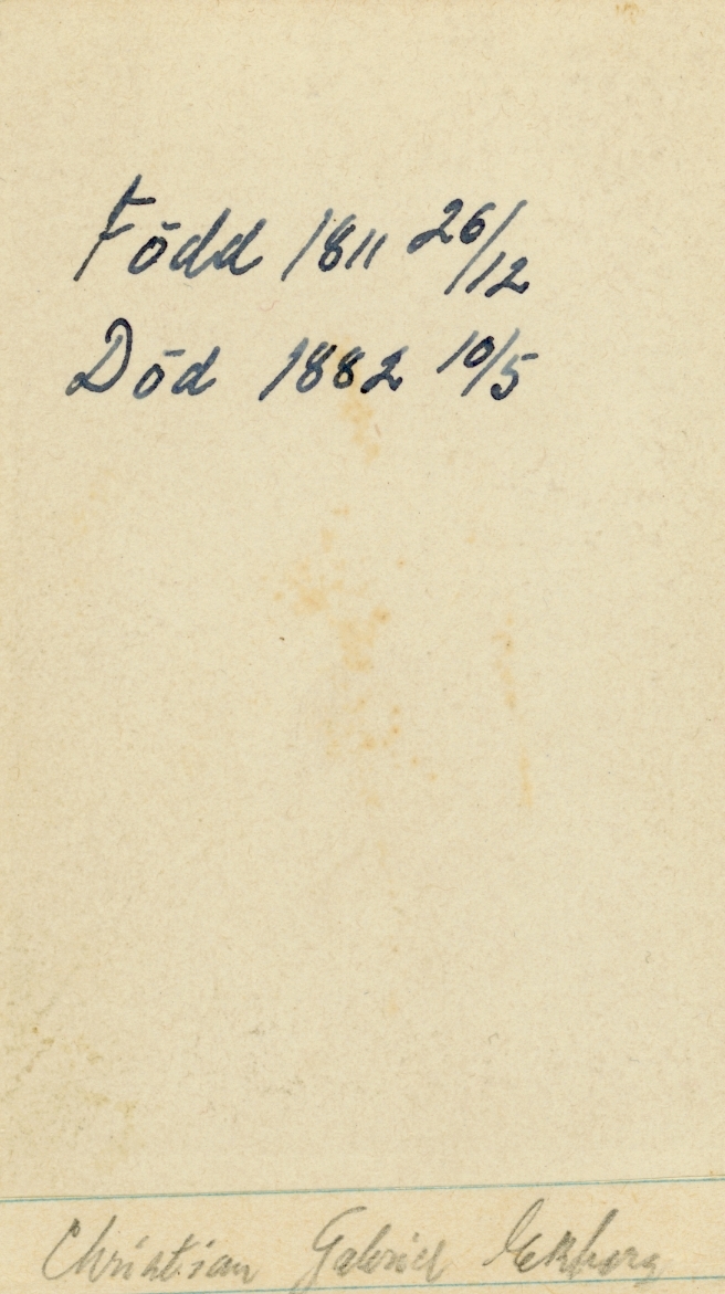 Porträtt av klensmedsmästaren Christian Gabriel Ekberg. Bördig från Sankt Anna kom han till Linköping 1832. Med tiden blev han mästare med verkstad i stadens kvarter Sankt Lars 38, inom nuvarande kvarter Braxen. Från 1836 till sin död 1882 var han gift med Ulrika Eleonora Sofia Willén.