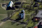 Flygfoto över Skepperstads kyrka i Sävsjö kommun.