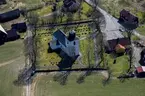 Flygfoto över Skepperstads kyrka i Sävsjö kommun.