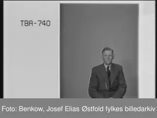 Portrett av ansatt ved Moss meieri og handelslag, ukjent person.