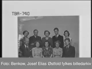 Gruppeportrett av ansatte ved  Moss meieri og handelslag.