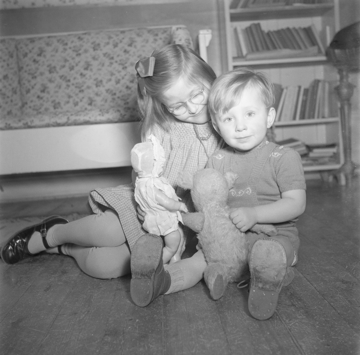 Professor Torgny Segerstedts barn, Uppsala, april 1949