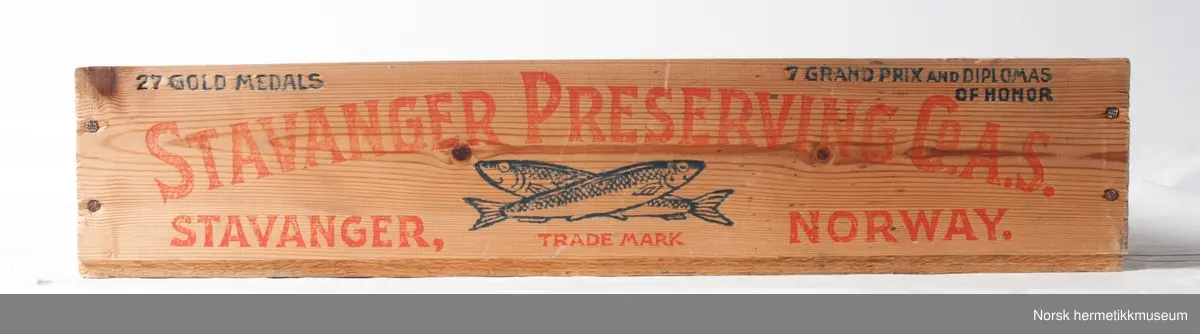 Crossed Fish Brand