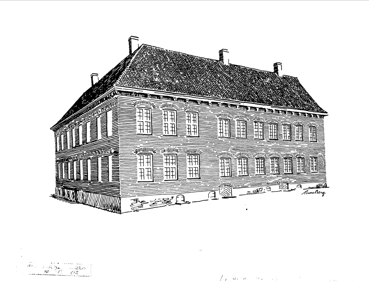 1714
Gården ble gjenreist på museet i 1928 for å tjene som utstillingsbygning. Den er en delvis kopi av Dronningensgt. 15. Fasaden er i hovedtrekk som de opprinnelige, men i bygningens indre er det bare trapperommet og hjørnerommene i begge etasjer som er overført til museet.
Ankerjernene på fasaden - Ao 1714 TESGMMD - viser initialene til byggherren Tøger Eriksen Grøn og hans hustru Margrethe Mogensdatter, datter av Mogens Lauritsen på Linderud. Ankerjernene av smijern er forbundet med bjelkene i etasjeskillet og hindrer at disse mister festet i veggen. I tillegg til det gjenreiste hovedhuset har det vært en sidefløy med uthusfunksjoner.
I 1737 ble Dronningensgate 15 kjøpt av general Hans Jacob Arnold. I 1749 bodde kong Fredrik V hos ham under besøket i Chrisiania. Fra Arnolds tid stammer den elegante barokktrappen i trapperommet, samt panel, dører og himlinger i hjørnerommene. Himlingene har vakre stukkarbeider med allegoriske fremstillinger, antagelig laget i 1752 av Ole Trulsen Svartz. Staten overtok gården i 1760, og den ble embetsbolig for kommanderende general og kontor for Generalitetskollegiet. Bygningen lå i det kvartalet som 1814 ble tatt til lokaler for statsadministrasjonen og kalles også "Det gamle finansdepartementet". I nabogården, som til 1822 huset Katedralskolen, lå salene som 1814 til 1866 ble brukt av stortinget (NF326/NF327). Bygningen huser nå Norsk farmasihistorisk Museum med officient fra apoteket "Hjorten" i Grønland 10, fra 1861. På motsatt side av gårdsplassen ligger apotekerhagen, en urtehage med eksempler på medisinske planter som har vært dyrket i Norge i eldre tid. Fasaden med skiftevis gule og røde striper var høyeste mote i Christiania i første halvdel av 1700-tallet; noe som hadde bakgrunn i datidens mureteknikk. Det ble brukt importert tegl hvor løpersiden var gulfarget, mens koppsiden var rød. Ved oppmuring i kryssforband oppstod stripeeffekten av seg selv. Moten fikk slik oppslutning at man også malte striper på mur av ensfarget tegl.

Norsk folkemuseums guidebok,  1996