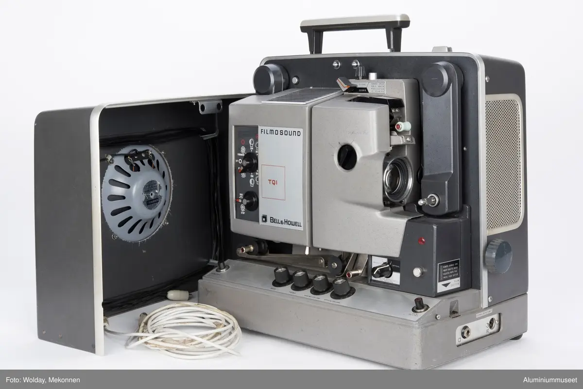Fremviser for 16 mm film.  I ustand.
