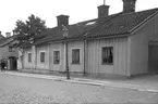 Dokumentation av Nygatan 16 och 18 i Linköping 1929. Vy från nordväst.