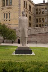 Den unge kongen (Christian Frederik) [Skulptur]