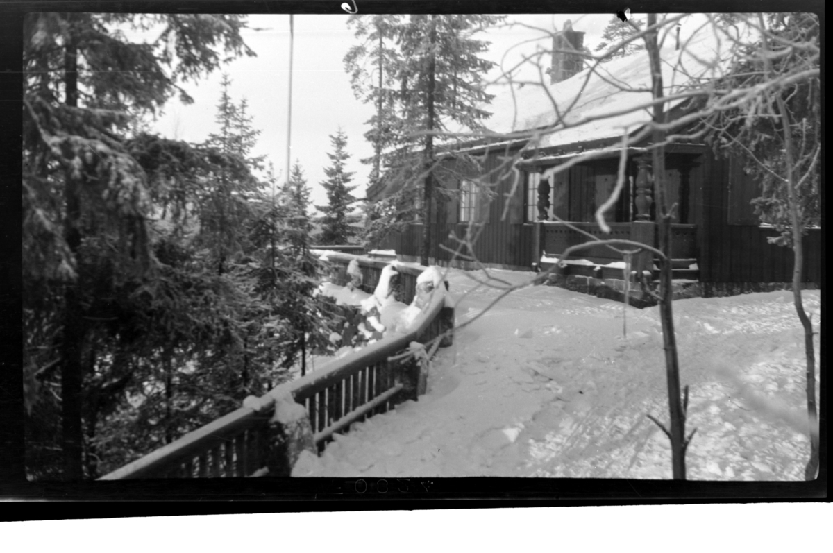 Vinter, Villa Knyggen. Fotografert 1918-1919.