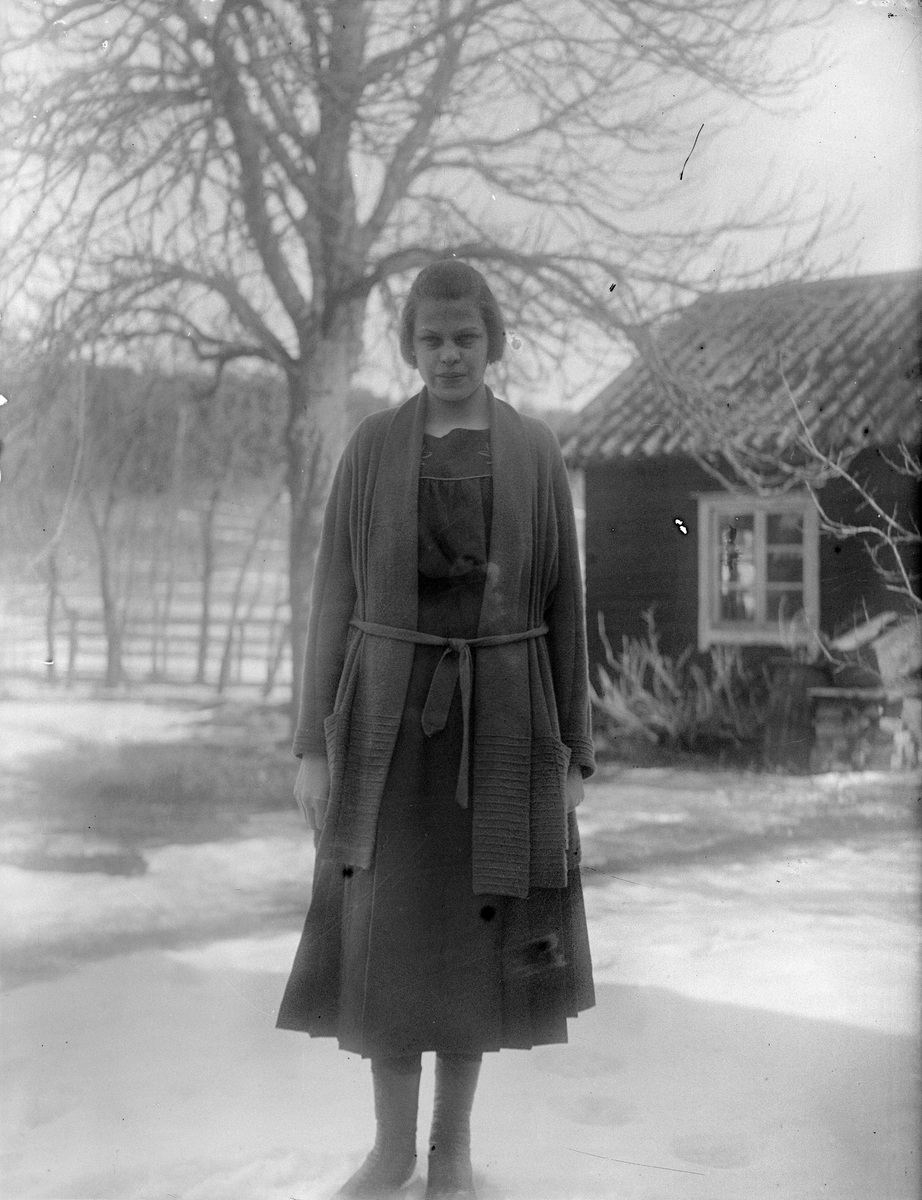 "Elne Säv Sevasta", Altuna socken, Uppland 1923