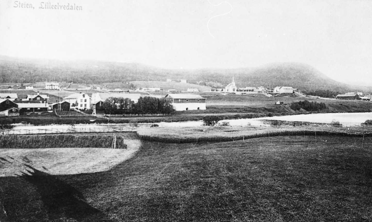 Bilde fra Alvdal, tatt mot Steia fra brua over Glåma ved Steigen gamle skole