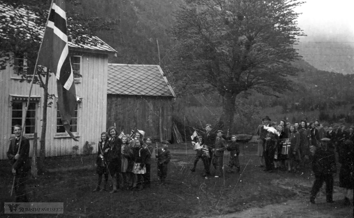 17. mai 1945-1949. Oppigard