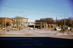 Vy från Göteborgsvägen över Mölndals Bro mot Kvarnbygatan, c