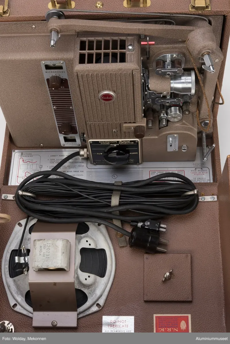 Fremviser for 16 mm film.  I ustand.
