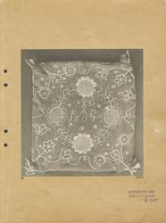 Dyna, dialektalt; jynne, med yllebroderi.