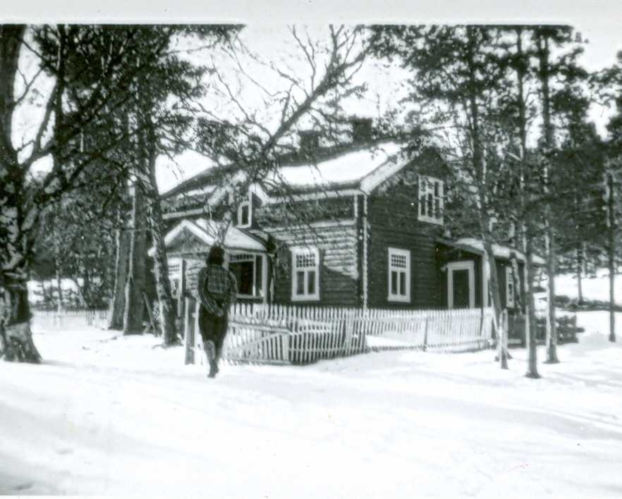 Egnundfossen, boligen