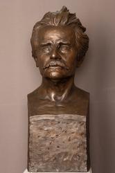 Edvard Hagerup Bull [Bronse]