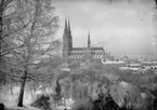 Uppsala domkyrka från Slottsbacken, före 1914