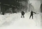 Snöstormen 1 mars 1931. Hörnet Södra Långgatan-Kaggensgatan.