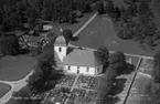 Flygfoto över Gällaryds kyrka i Värnamo kommun. Nr. D. 1892