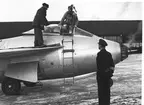 F6 Karlsborg 1954. F6 första flygplan A29 