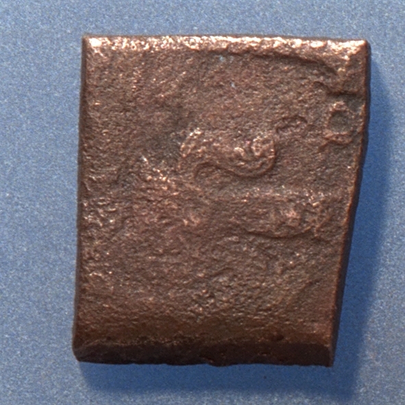 Â½ öre
Fyrkantigt mynt.
Åtsidan: mitt på myntet en vasakärve, svagt och delvis synlig.
Till vänster om kärvens bas versalen G, svagt delvis synlig. Till höger om kärvens bas versalen R, svagt delvis synlig. Ovanför kärven versalen A, svagt  delvis synlig.
Ocentrerad prägling. Ram delvis synlig.
Frånsidan: två korsade pilar under en krona, svagt och delvis synliga.
Till vänster om pilarna valören Â½, till höger versalerna ÖR, svagt delvis synliga.
Det tvåsiffriga präglingsåret - längst ner på myntet - är 26 (1626).
Ocentrerad prägling. Ram delvis synlig.
Nuvarande skick: bägge sidor slitna.  åtsidan sliten  frånsidan sliten.   jack  valsklump   korroderat   krackelerat
Vikt: 12,1 gram.