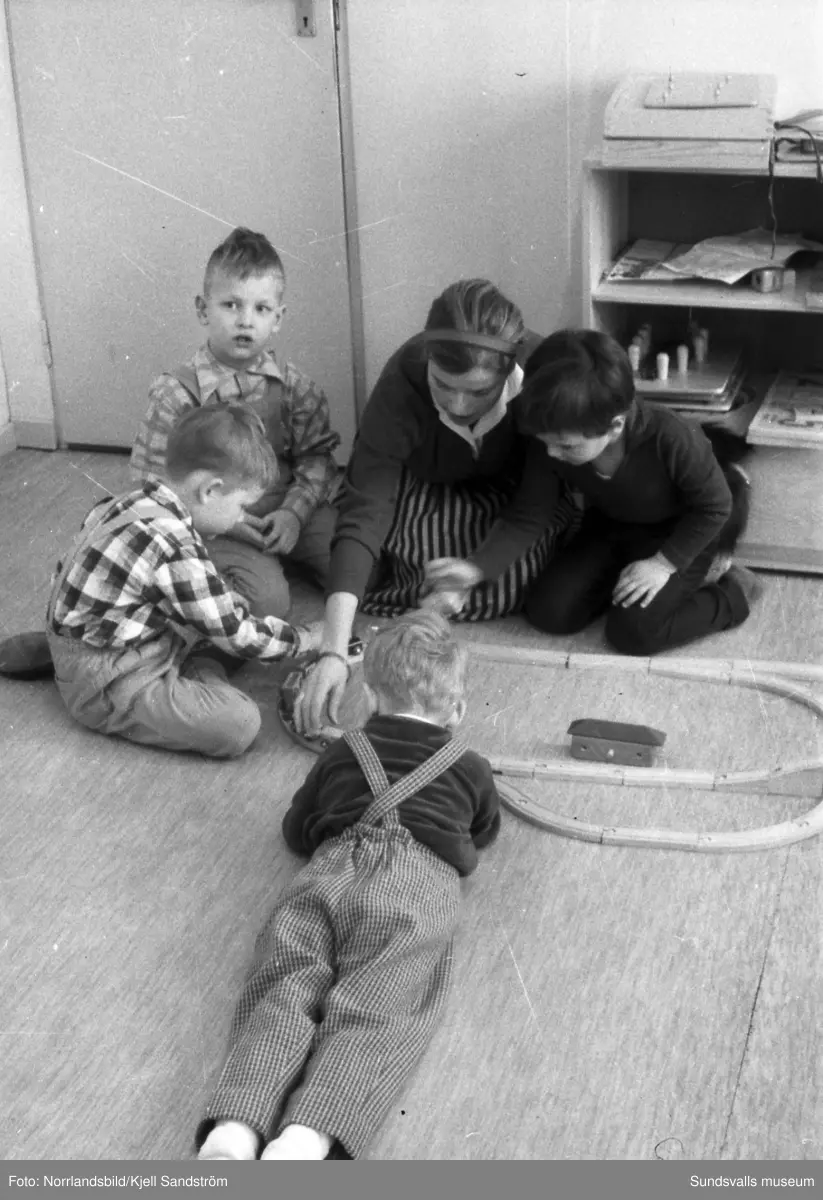 Lions Club besöker handikappade barn i Ånge.