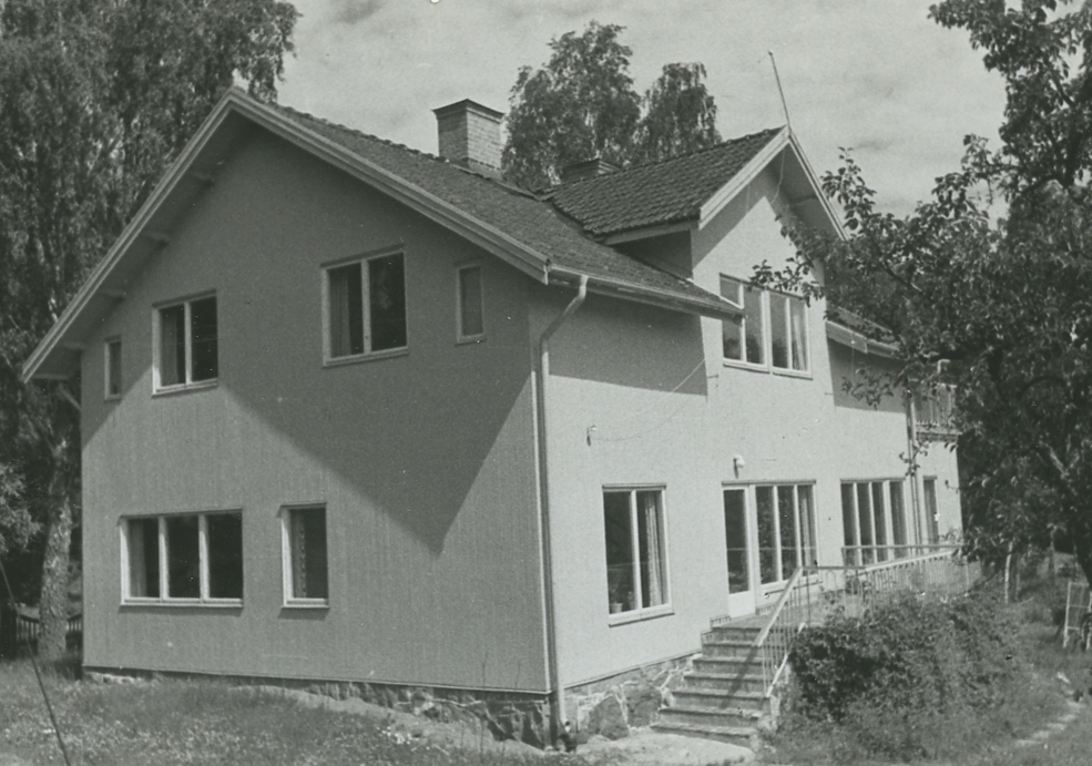 Exteriör. Solhem, sannolikt byggt på  1870-talet.