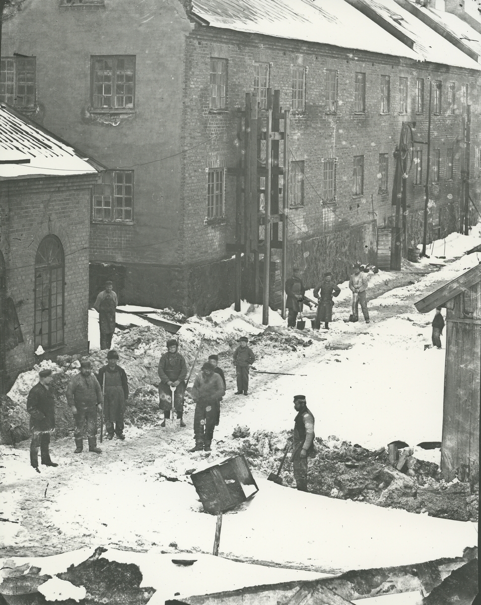 Exteriör. Vy över Gustavsbergs fabriksområde. Slamhusgatan, Gamla Slamhuset.
Personer: okända