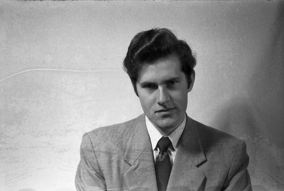 Portrett av uidentifisert mann.