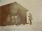 Smålands husarregemente K 4 på skidor, vinterövning i Norrbotten omkring 1910.